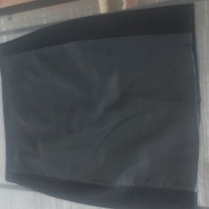 Club Monaco, pencil skirt in a 6